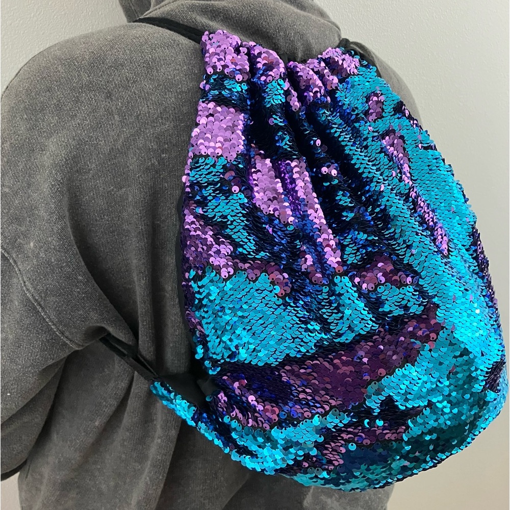 Reversible Sequin Black Fabric Drawstring Backpack - image 3